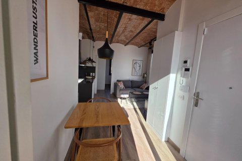 Apartment for sale in Barcelona, Spain 1 bedroom, 88 sq.m. No. 160717 - photo 9
