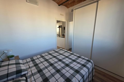Apartment for sale in Barcelona, Spain 1 bedroom, 88 sq.m. No. 160717 - photo 17