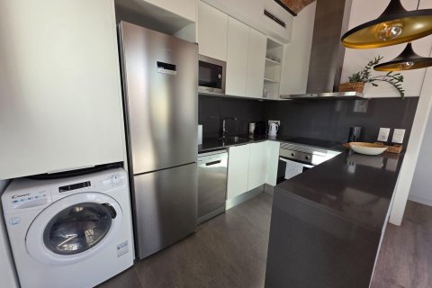 Apartment for sale in Barcelona, Spain 1 bedroom, 88 sq.m. No. 160717 - photo 14