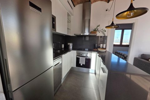 Apartment for sale in Barcelona, Spain 1 bedroom, 88 sq.m. No. 160717 - photo 15
