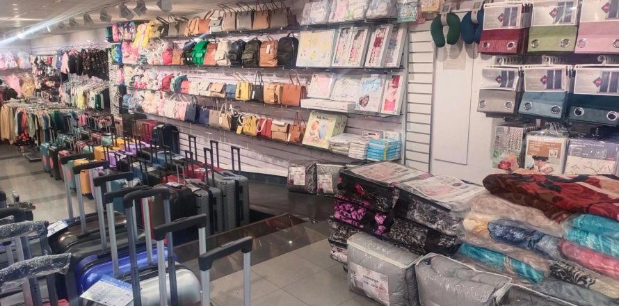 Komerciāls īpašums Barcelona, Spānijā 226 m2 Nr. 160716