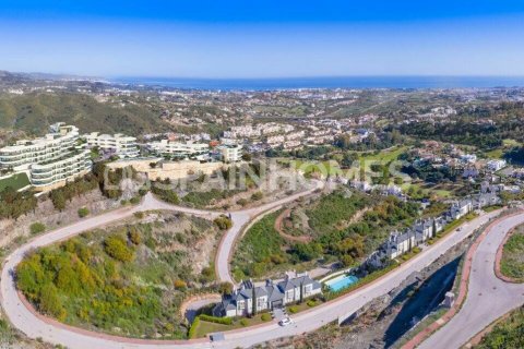 Huoneisto myytävänä Benahavis, Malaga, Espanja, 2 makuuhuonetta, 126 m2 No. 96548 - kuva 9