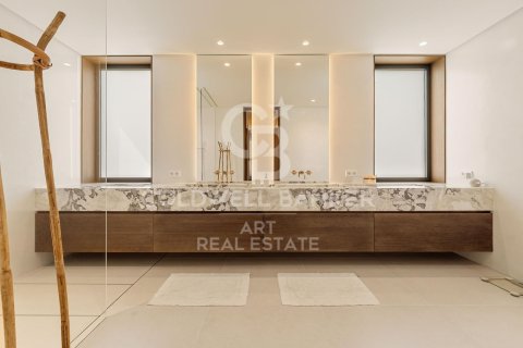 House for sale in Marbella, Malaga, Spain 6 bedrooms, 1057 sq.m. No. 157673 - photo 17