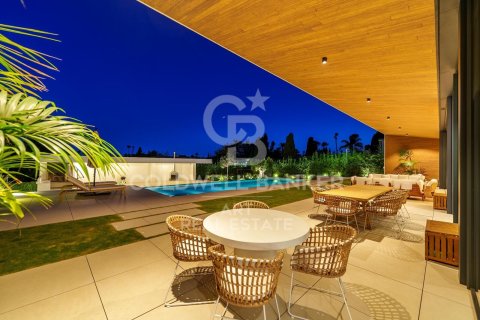 House à vendre à Marbella, Malaga, Espagne, 6 chambres, 1057 m2 No. 157673 - photo 25