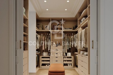 Apartamento en venta en Madrid, España 3 dormitorios, 228 m2 No. 157669 - foto 3