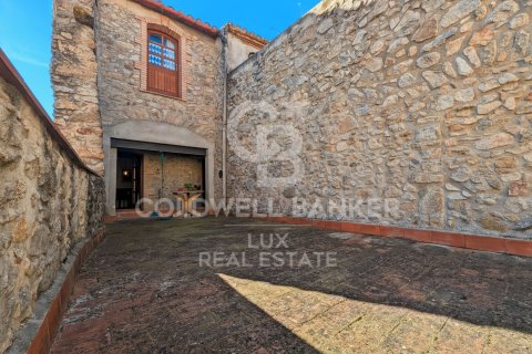Продажа дома в Агульяна, Герона, Испания 3 спальни, 404м2 №157671 - фото 13