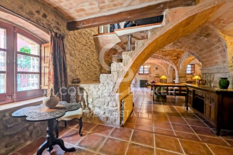 Продажа дома в Агульяна, Герона, Испания 3 спальни, 404м2 №157671 - фото 9
