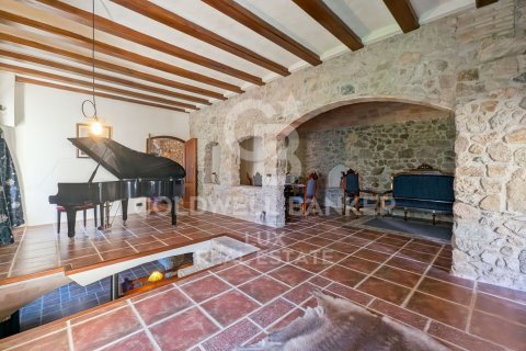 Продажа дома в Агульяна, Герона, Испания 3 спальни, 404м2 №157671 - фото 10