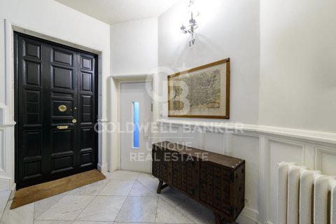 Apartamento en venta en Madrid, España 4 dormitorios, 346 m2 No. 157670 - foto 4