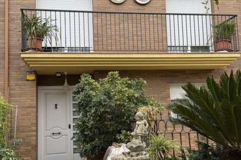 Сasa en venta en Sant Vicenc De Montalt, Barcelona, España 3 dormitorios, 227 m2 No. 187977 - foto 3