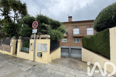 Сasa en Sant Vicenc De Montalt, Barcelona, España 3 dormitorios, 227 m2 No. 187977