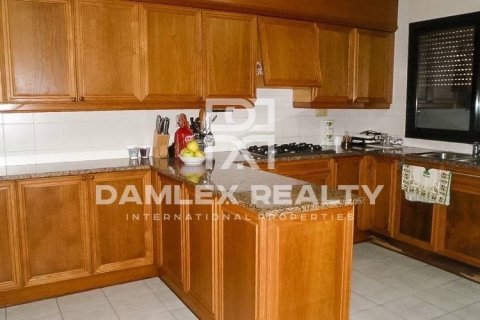 Kamienica w Lloret de Mar, Girona, Hiszpania 4 sypialnie, 500 mkw. nr 176761 – zdjęcie 2