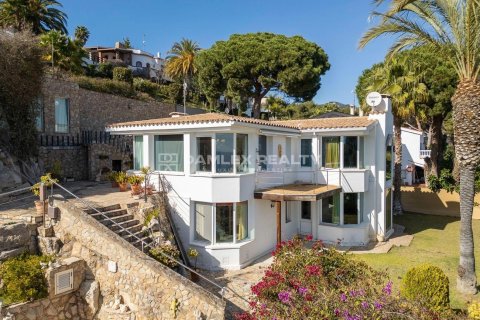 Willa w Lloret de Mar, Girona, Hiszpania 5 sypialni, 290 mkw. nr 176755 – zdjęcie 10