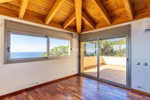 Dom w Sant Feliu de Guixols, Girona, Hiszpania 4 sypialnie, 325 mkw. nr 176760 – zdjęcie 20