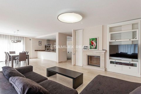 Dom w Lloret de Mar, Girona, Hiszpania 6 sypialni, 316 mkw. nr 176756 – zdjęcie 9