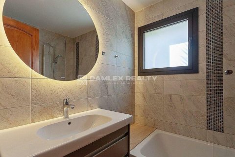 Dom w Lloret de Mar, Girona, Hiszpania 6 sypialni, 316 mkw. nr 176756 – zdjęcie 25