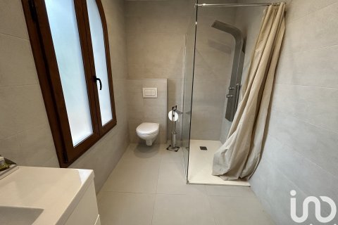 Продажа дома в Кастель-Пладжа-д'Аро, Герона, Испания 3 спальни, 195м2 №154031 - фото 23