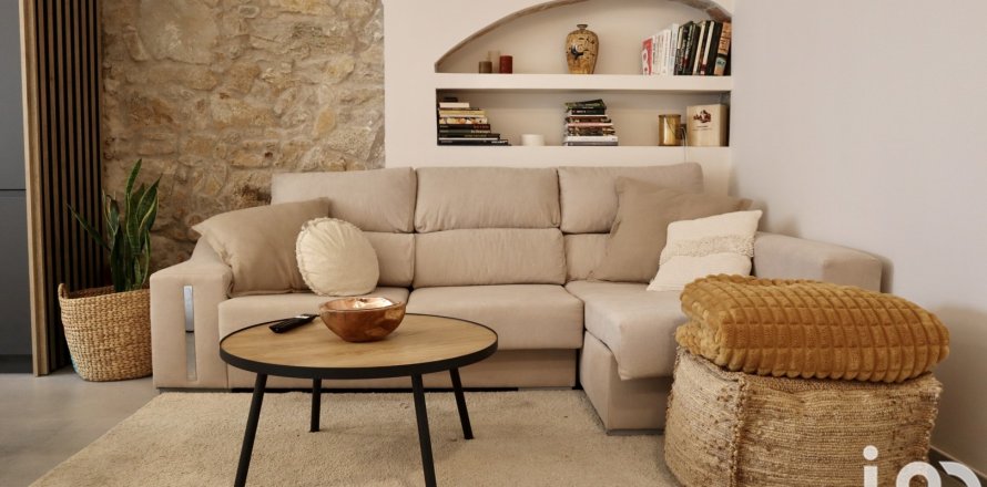 Дом в Кастель-Пладжа-д'Аро, Герона, Испания 3 спальни, 195м2 №154031