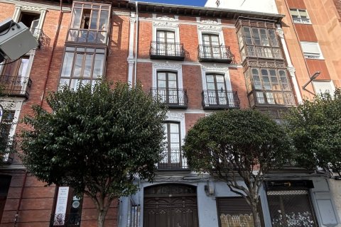 Kommersiell fastighet till salu i Valladolid, Spanien 2126 kvm. Nr. 154033 - foto 6