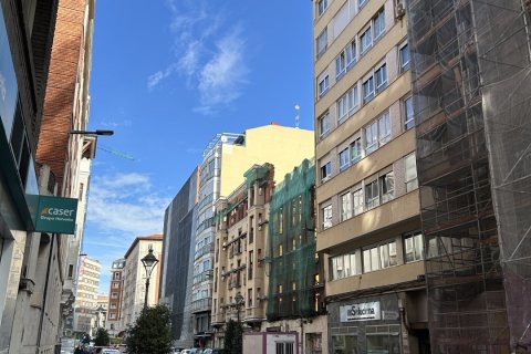 Kommersiell fastighet till salu i Valladolid, Spanien 2126 kvm. Nr. 154033 - foto 3