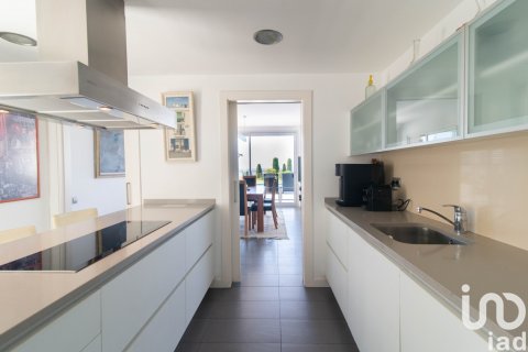 Hus till salu i Sant Vicenc De Montalt, Barcelona, Spanien 5 sovrum, 282 kvm. Nr. 154035 - foto 12