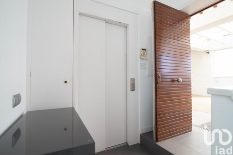 Hus till salu i Sant Vicenc De Montalt, Barcelona, Spanien 5 sovrum, 282 kvm. Nr. 154035 - foto 6