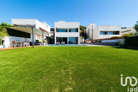 Hus till salu i Sant Vicenc De Montalt, Barcelona, Spanien 5 sovrum, 282 kvm. Nr. 154035 - foto 24