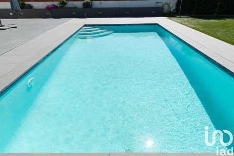 Hus till salu i Sant Vicenc De Montalt, Barcelona, Spanien 5 sovrum, 282 kvm. Nr. 154035 - foto 4