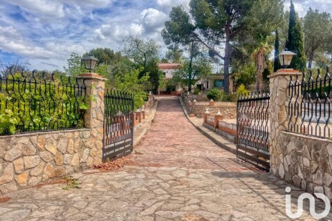 Dom w Alberic, Valencia, Hiszpania 5 sypialni, 323 mkw. nr 154032 – zdjęcie 5