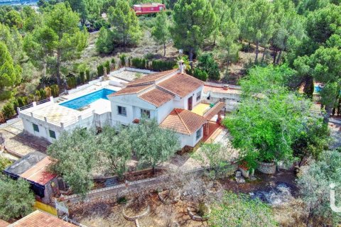 Dom w Alberic, Valencia, Hiszpania 5 sypialni, 323 mkw. nr 154032 – zdjęcie 26