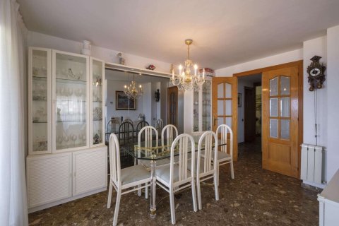 Lägenhet till salu i Arenys de Mar, Barcelona, Spanien 3 sovrum, 108 kvm. Nr. 160744 - foto 8