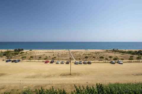 Lägenhet till salu i Arenys de Mar, Barcelona, Spanien 3 sovrum, 108 kvm. Nr. 160744 - foto 20