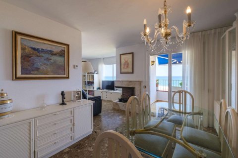 Lägenhet till salu i Arenys de Mar, Barcelona, Spanien 3 sovrum, 108 kvm. Nr. 160744 - foto 4