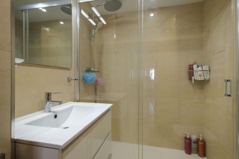 Lägenhet till salu i Arenys de Mar, Barcelona, Spanien 3 sovrum, 108 kvm. Nr. 160744 - foto 13