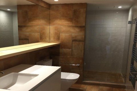 Продажа коммерческой недвижимости в Барселона, Испания 1363м2 №160740 - фото 2