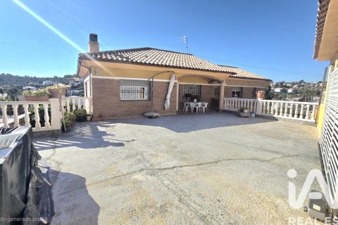 Casa in vendita a Calafell, Tarragona, Spagna 6 camere da letto, 292 mq. N° 173342 - foto 3