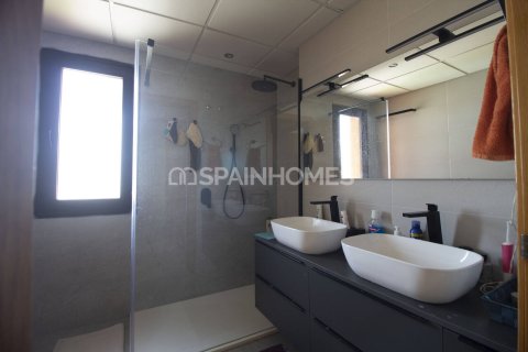 Huoneisto myytävänä Estepona, Malaga, Espanja, 2 makuuhuonetta, 70 m2 No. 195401 - kuva 14