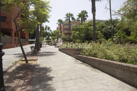 Huoneisto myytävänä Estepona, Malaga, Espanja, 2 makuuhuonetta, 70 m2 No. 195401 - kuva 5