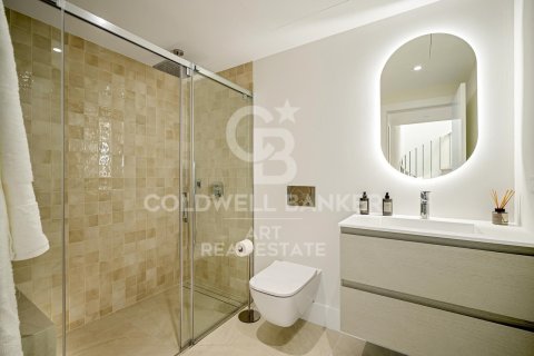 Kaupunkipientalo myytävänä Benahavis, Malaga, Espanja, 4 makuuhuonetta, 198 m2 No. 158180 - kuva 11