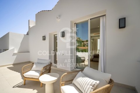 Kaupunkipientalo myytävänä Benahavis, Malaga, Espanja, 4 makuuhuonetta, 198 m2 No. 158180 - kuva 20