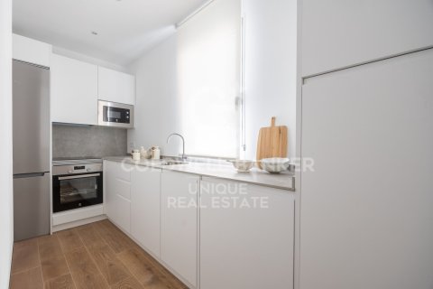 Apartamento en venta en Madrid, España 2 dormitorios, 64 m2 No. 158176 - foto 3