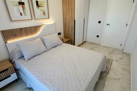 Bungalow en venta en Alicante, España 2 dormitorios, 68 m2 No. 112242 - foto 17