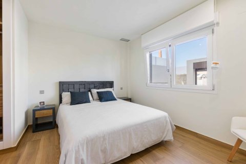 Villa à vendre à Rojales, Alicante, Espagne, 3 chambres, 113 m2 No. 145921 - photo 11