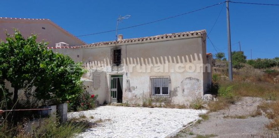 House in Albox, Almeria, Spain 3 bedrooms, 120 sq.m. No. 184005