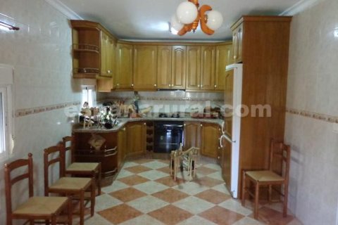 House for sale in Albox, Almeria, Spain 6 bedrooms, 275 sq.m. No. 184001 - photo 5