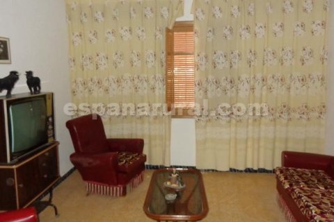 House for sale in Albox, Almeria, Spain 6 bedrooms, 275 sq.m. No. 184001 - photo 4
