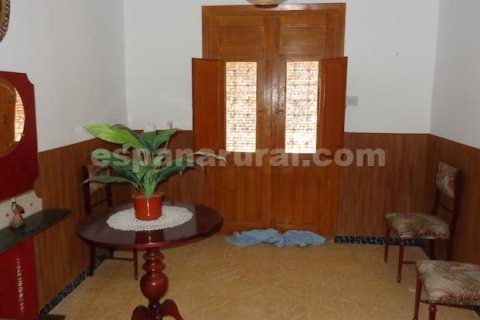 House for sale in Albox, Almeria, Spain 6 bedrooms, 275 sq.m. No. 184001 - photo 2