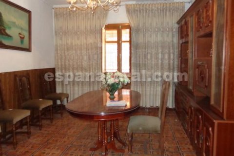 House for sale in Albox, Almeria, Spain 6 bedrooms, 275 sq.m. No. 184001 - photo 3