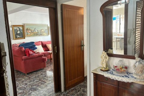 Apartamento en venta Benidorm, Alicante, España 3 dormitorios, 115 m2 No. 119384 - foto 7