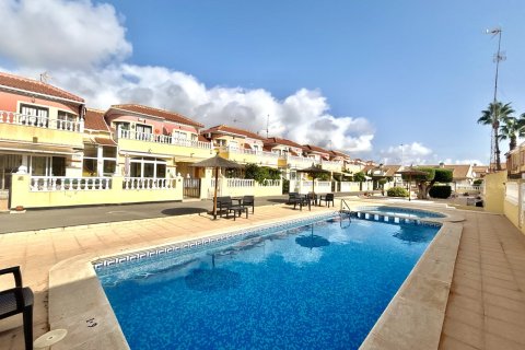 Apartment à La Zenia, Alicante, Espagne 2 chambres, 63 m2 No. 195427